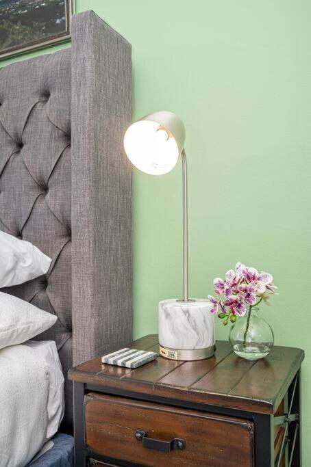 Heart Downtown! City View Onsite Parking! King Bed Lm807 Atlanta Exteriér fotografie